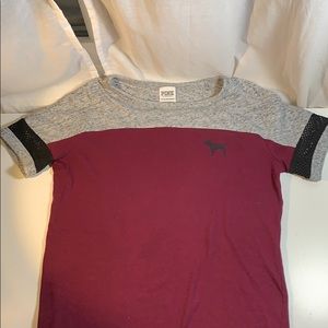 vs pink t shirt